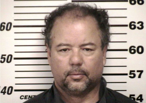 Hallan ahorcado a Ariel Castro, el secuestrador de Cleveland