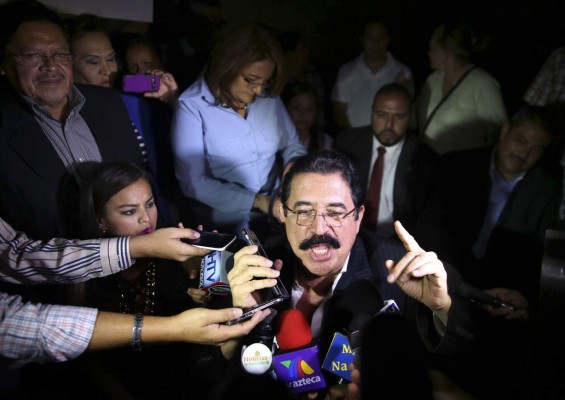 Libre irrumpe conferencia del venezolano Robert Carmona