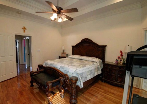 Lujosa casa de Mario Zelaya en Estados Unidos