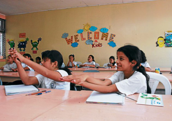 Con disciplina, compromiso y valores se forman alumnos