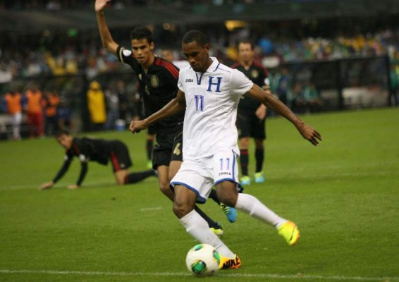 Los jugadores hondureños Carlo Costly y Jerry Bengtson se reunieron en Costa Rica