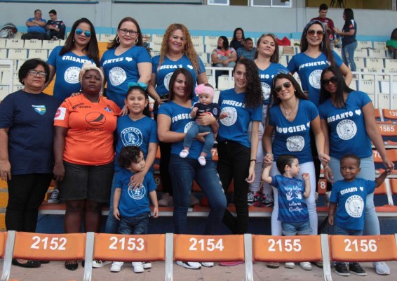 ¡Espectacular! El Nacional se pintó de azul profundo en la gran final