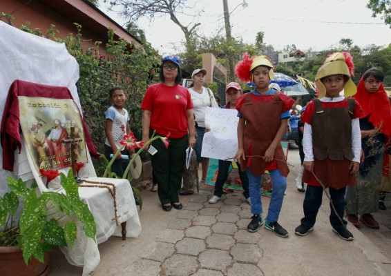 A través de viacrucis invitan a cuidar la casa común: nuestro planeta
