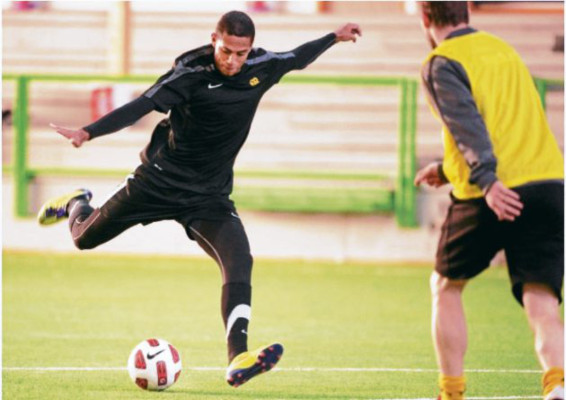 Eddie Hernández fuera del BK Hacken