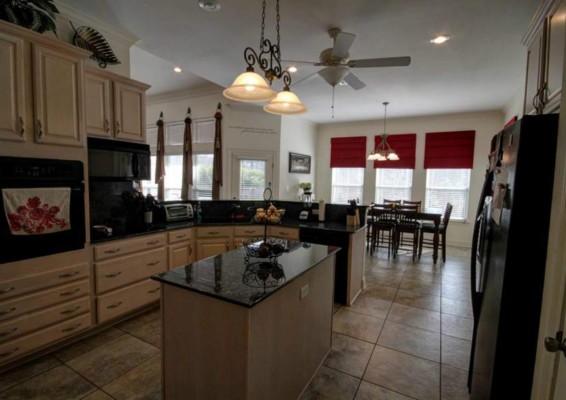 Lujosa casa de Mario Zelaya en Estados Unidos