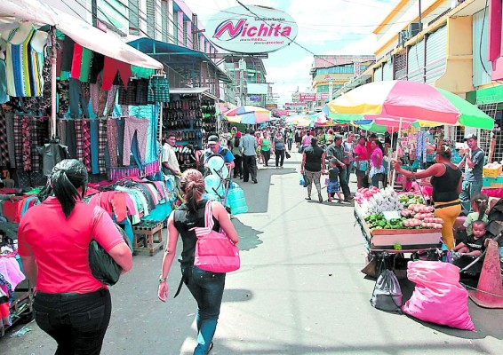 Sugieren a estudiantes no pintarse el pelo por amenazas de mareros