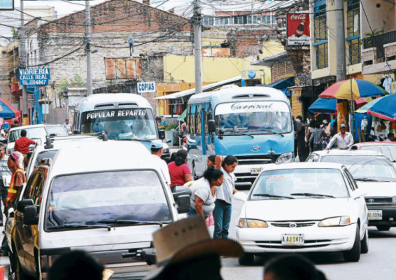 Transportistas se burlan de usuarios con irrisoria rebaja