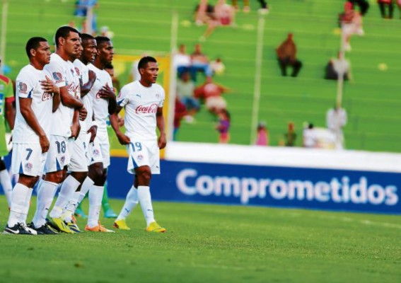 DT de Olimpia: 'Aún no me queda grande la camisa”