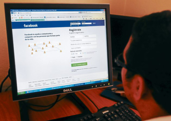 ¿Es adicto a las redes sociales?