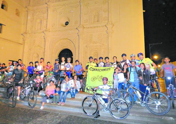 Correcaminos de la solidaridad