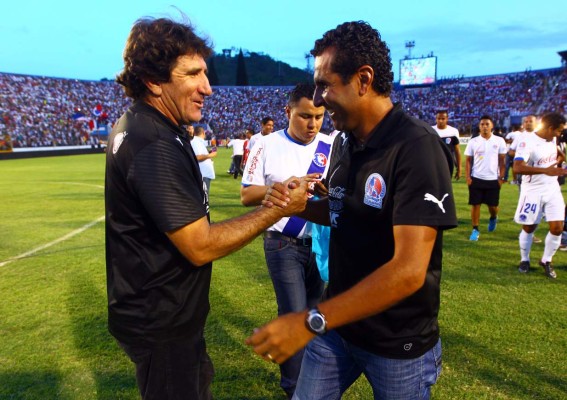 Héctor Vargas: 'Que se vista de blanco el nacional”