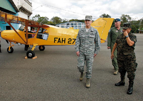 Guy Lemire asume en Fuerza Bravo