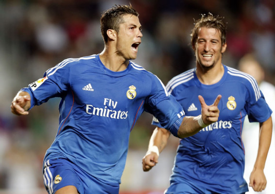 Cristiano Ronaldo da un triunfo polémico al Real Madrid en Elche