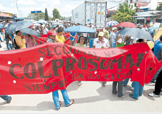 Muchos maestros sin pago de noviembre