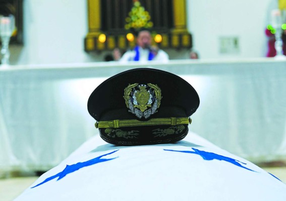 Honduras: Sentido adiós a oficial de FNA asesinado en operación antiextorsión