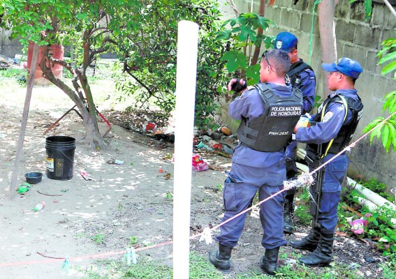 Asesinados hallan a jóvenes amigos