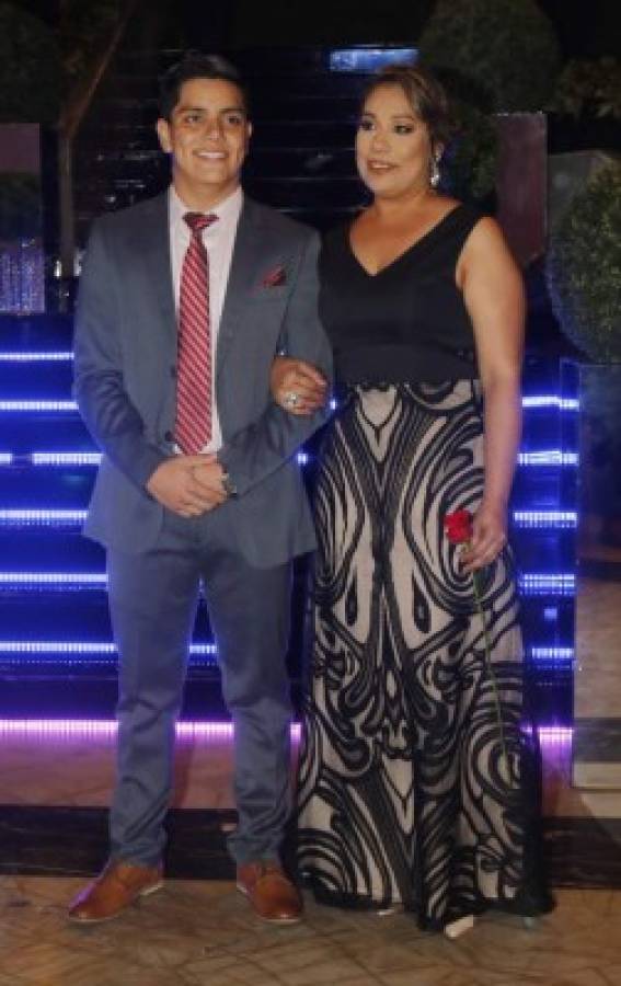 Prom generación 2019 de CEAD Christian School, una noche para recordar