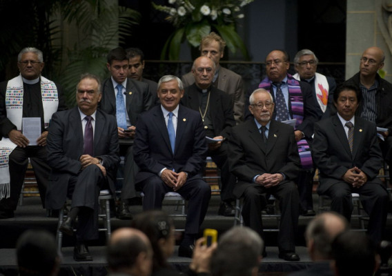 Guatemala conmemora hoy 16 años de paz