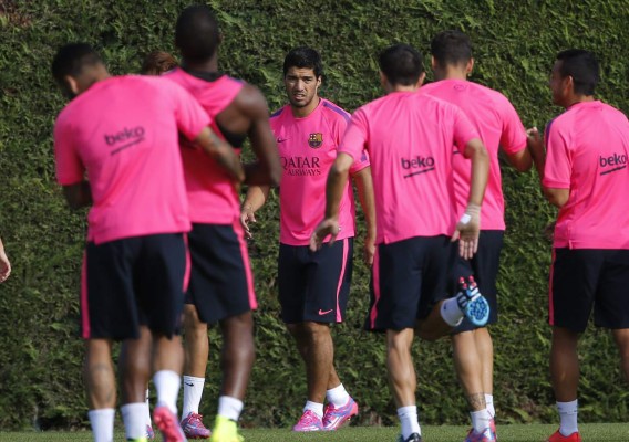 VIDEO: Luis Suárez y su primer entrenamiento con el Barcelona