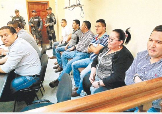 Por conspirar en contra del Presidente los declaran culpables