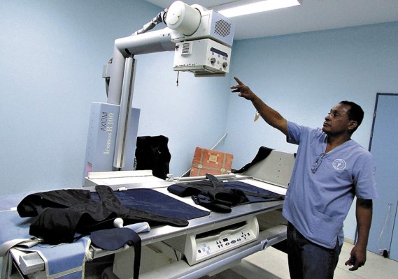 Suspenden indefinidamente servicio de radiografía