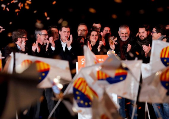 FOTOS: Así se vive el ambiente electoral en Cataluña