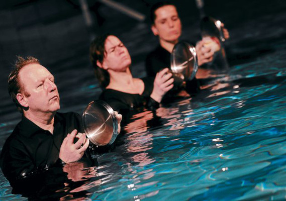 Ópera bajo el agua destaca el cambio climático