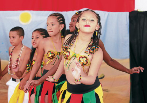 Francia celebró su fiesta popular en el corazón de Tegucigalpa