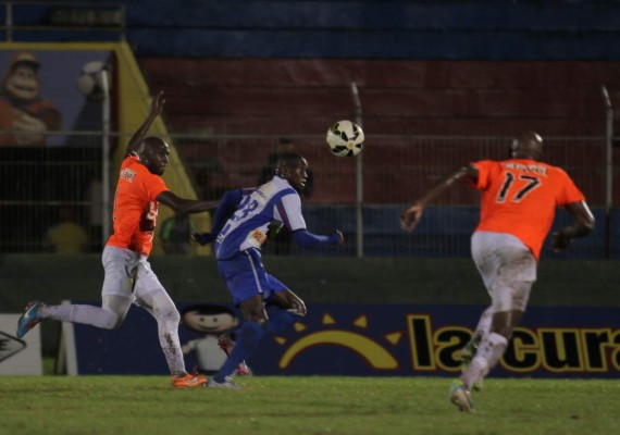 Honduras Progreso tropieza ante un Victoria aplicado