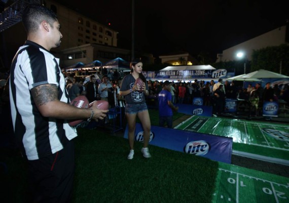 Rock, baile y diversión en la Miller Lite de Tegucigalpa