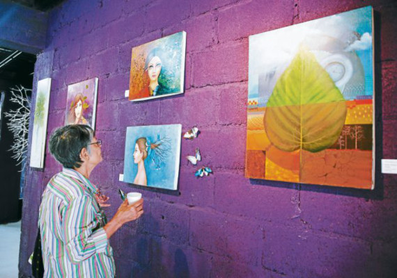 Naturaleza femenina expresada en lienzo