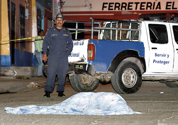 Lo matan cuando iba a visitar a su novia