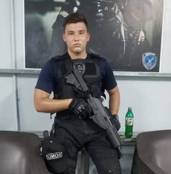 Jeferson Andrade, el policía hondureño que roba suspiros en TikTok