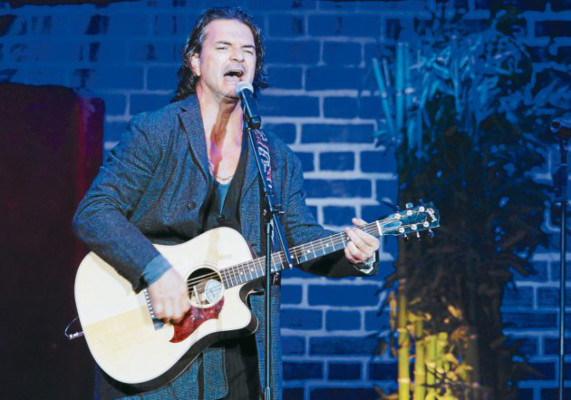 Por tercera vez llega Arjona a Honduras