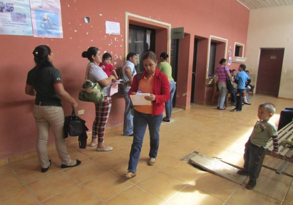 Pacientes denuncian escasez de medicinas en IHSS de Danlí