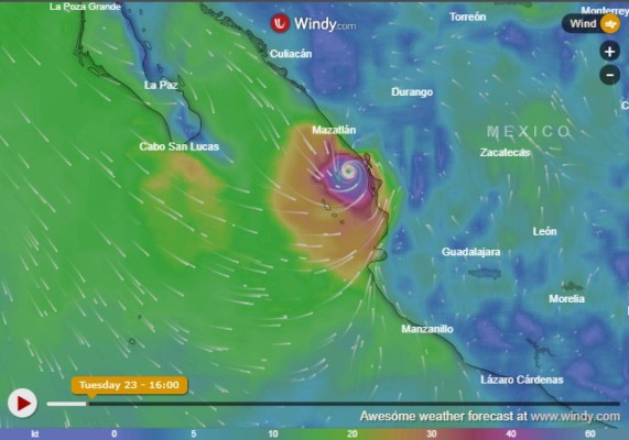 La foto muestra la trayectoria del huracán Willa por México.