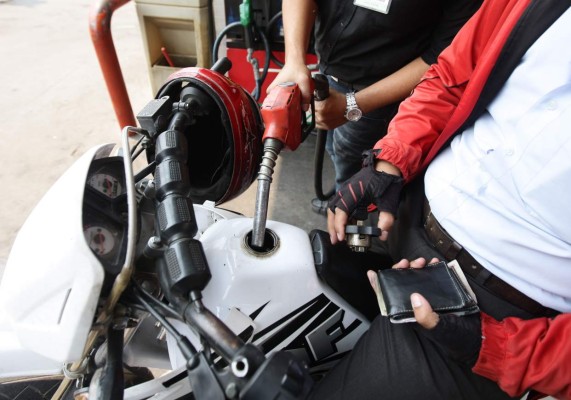 Gasolinas subieron casi nueve lempiras entre marzo y abril