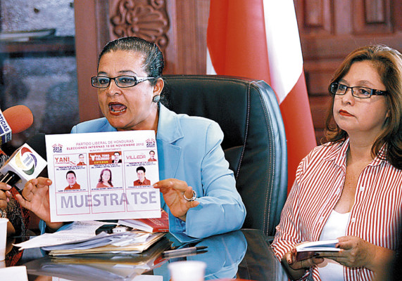 Renuncian villedistas para dar paso a yanistas