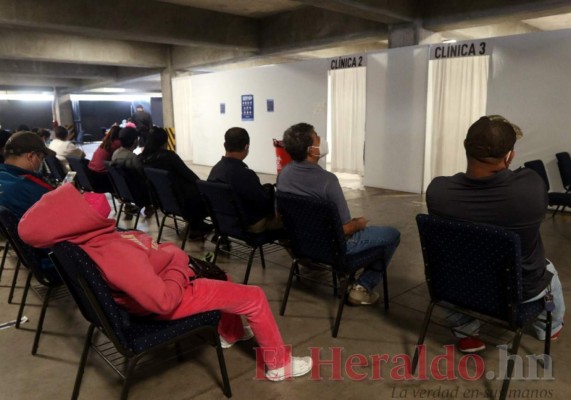 Hongo negro y variante Delta, nuevas amenazas que enfrentan los hondureños (FOTOS)