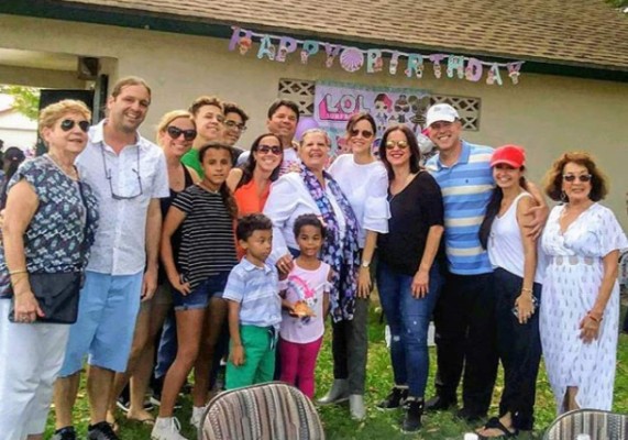 FOTOS: La vida del padre Alberto 10 años después de dejar el sacerdocio por el amor de una mujer