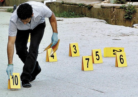 180 víctimas en 36 matanzas en 2013