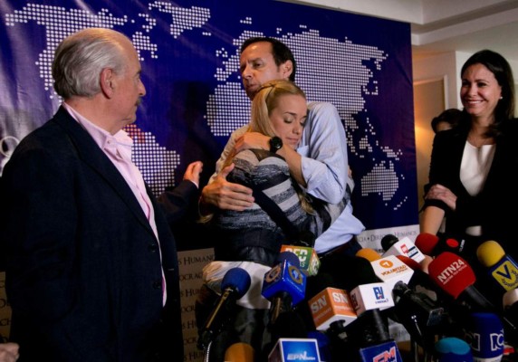 Impiden a Pastrana y Quiroga visitar a exalcalde encarcelado