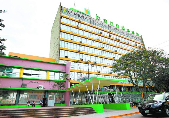 Titular de la SAG se reunirá este miércoles con comisión del Congreso Nacional