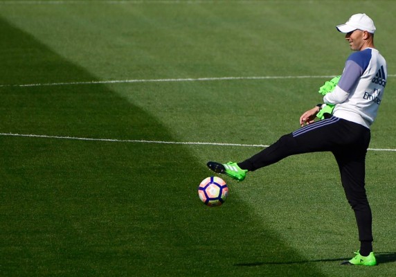 El Real Madrid vuelve a su fiera lucha por la liga española ante Sporting de Gijón &nbsp;