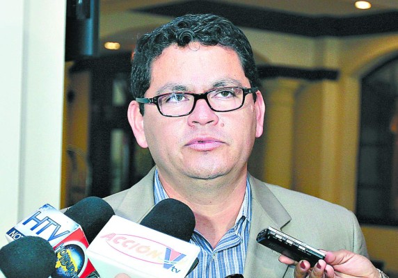Marlon Escoto: 'Deuda histórica se bajó a 50 millones'