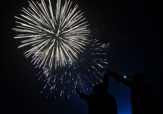 Así brilló la llegada del Año Nuevo en países de Europa, Asia y Medio Oriente