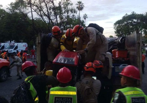Rescatistas hondureños abandonaron estadio por nuevo sismo en México