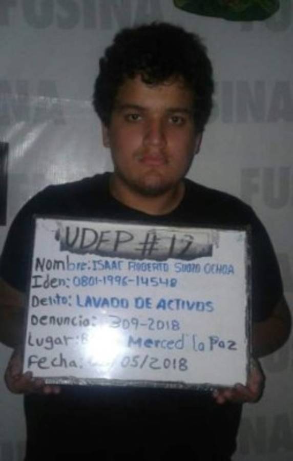 Capturan hijo y nieto de expresidente Roberto Suazo Córdova con 74 mil dólares