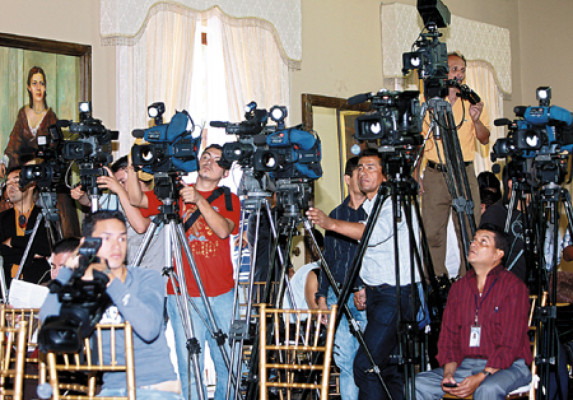 SIP condena amenazas contra periodistas