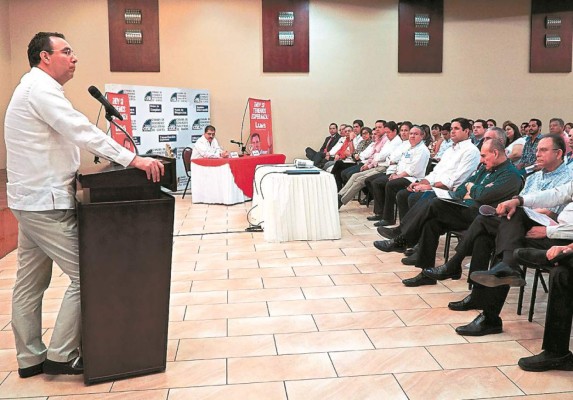 El próximo gobierno tiene que tener rostro social: Luis Zelaya